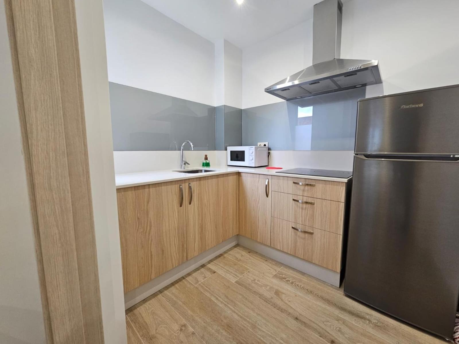Inicia Avio Apartamentos サンティアゴ・デ・コンポステーラ エクステリア 写真