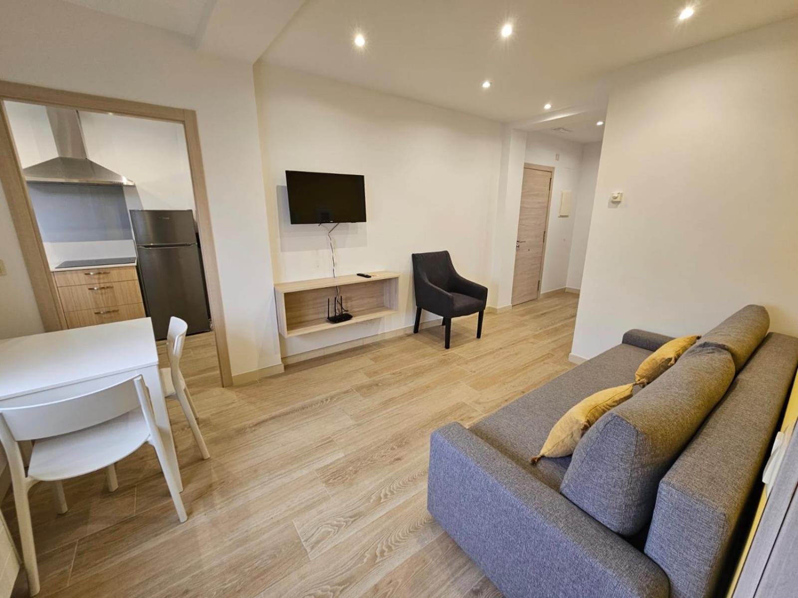Inicia Avio Apartamentos サンティアゴ・デ・コンポステーラ エクステリア 写真